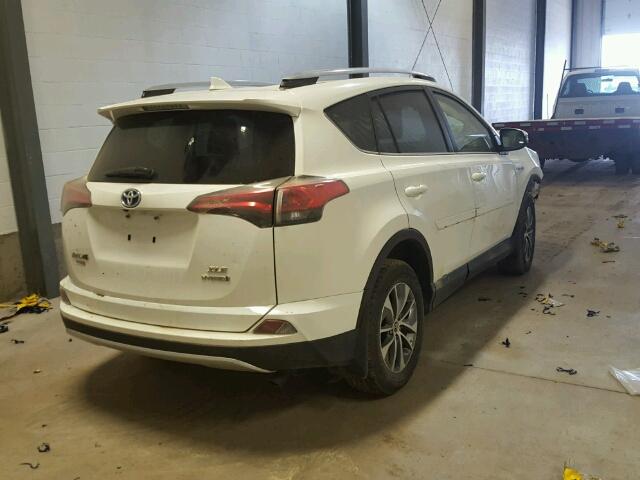 JTMRJREV2GD009511 - 2016 TOYOTA RAV4 HV XL WHITE photo 4