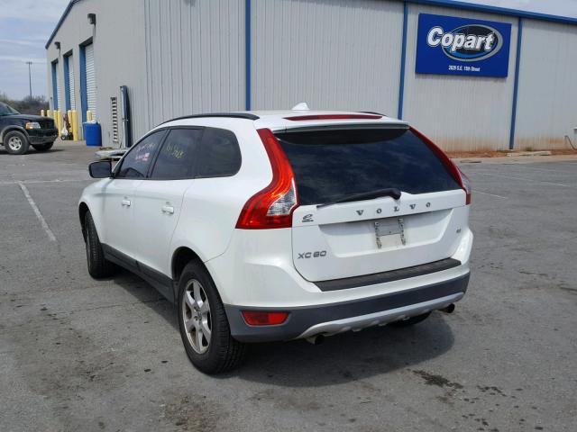 YV4982DL0A2080063 - 2010 VOLVO XC60 3.2 WHITE photo 3