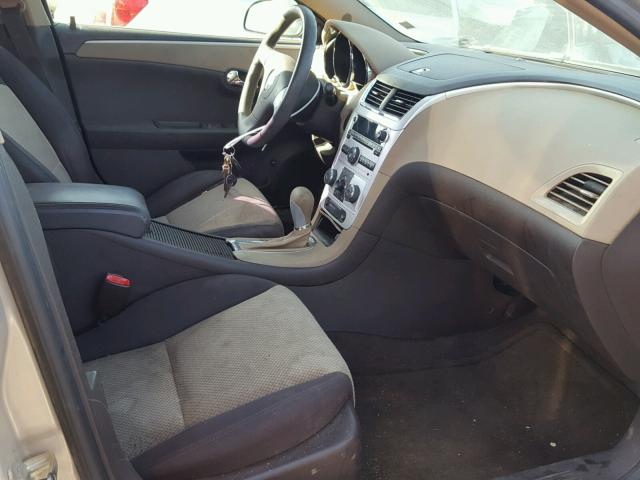 1G1ZG57B19F100215 - 2009 CHEVROLET MALIBU LS 金色 照片 5