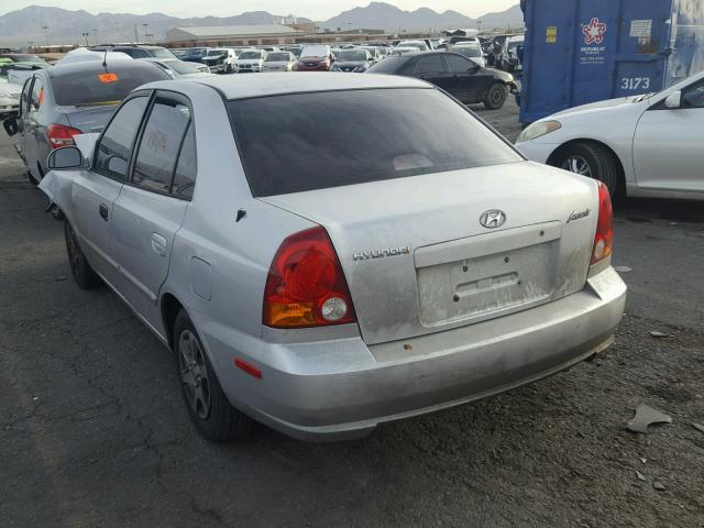 KMHCG45CX3U490863 - 2003 HYUNDAI ACCENT SILVER photo 3