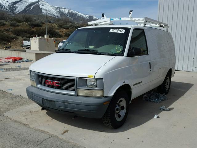 1GTDL19W21B502262 - 2001 GMC SAFARI XT WHITE photo 2