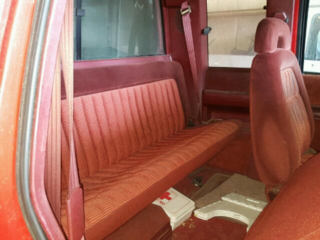 2GTEK19K7P1532466 - 1993 GMC SIERRA K15 RED photo 6