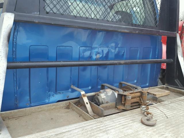 1GBJ6H1C5WJ108907 - 1998 CHEVROLET C-SERIES C BLUE photo 9