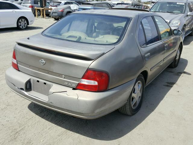 1N4DL01A8YC110343 - 2000 NISSAN ALTIMA XE GOLD photo 4