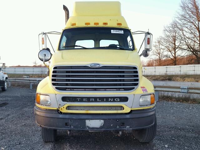 2FWJA3CVX6AW47545 - 2006 STERLING TRUCK AT9500 YELLOW photo 9