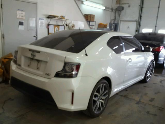 JTKJF5C79FJ011860 - 2015 TOYOTA SCION TC 白色 照片 4