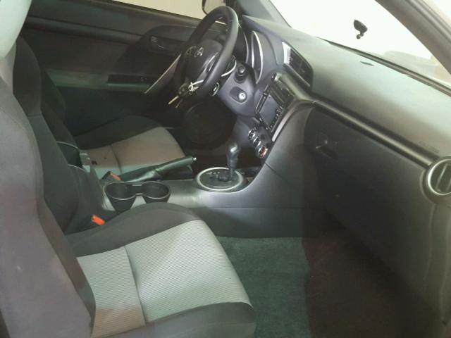 JTKJF5C79FJ011860 - 2015 TOYOTA SCION TC 白色 照片 5