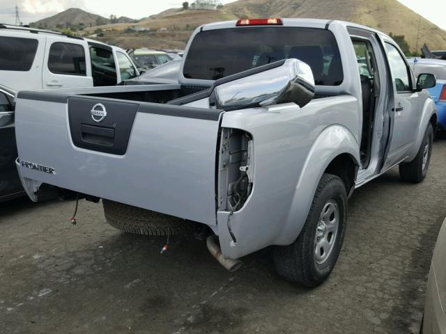 1N6AD0ER0BC405077 - 2011 NISSAN FRONTIER S SILVER photo 4