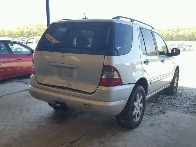 4JGAB72E2YA159426 - 2000 MERCEDES-BENZ ML 430 银色 照片 4