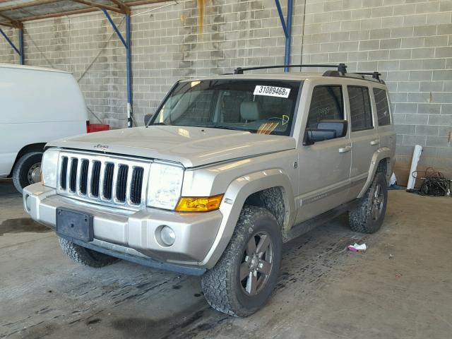 1J8HG58N37C587159 - 2007 JEEP COMMANDER SILVER photo 2