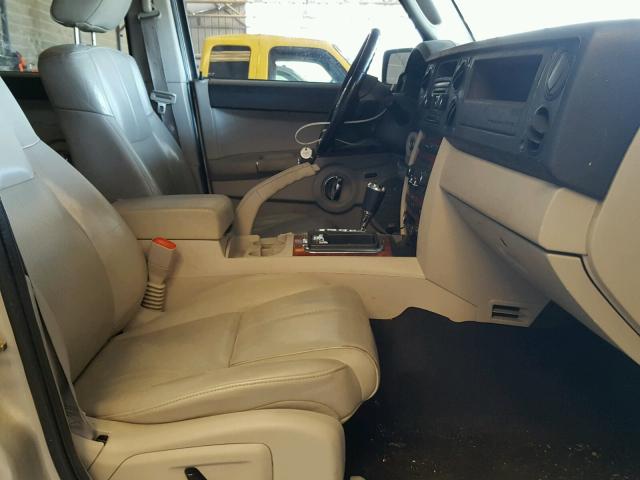 1J8HG58N37C587159 - 2007 JEEP COMMANDER SILVER photo 5