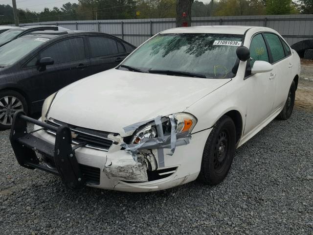 2G1WS57M891314810 - 2009 CHEVROLET IMPALA POL WHITE photo 2