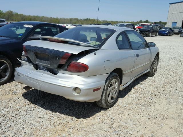 1G2JB124X27136638 - 2002 PONTIAC SUNFIRE SE SILVER photo 4