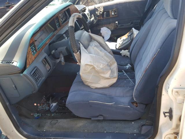 1G1BL53E4PR118247 - 1993 CHEVROLET CAPRICE CL თეთრი ფოტო 5