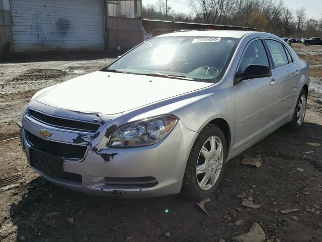 1G1ZG57B894184934 - 2009 CHEVROLET MALIBU LS ნაცრისფერი ფოტო 2