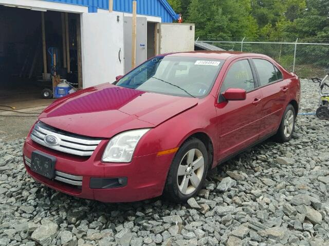 3FAHP07ZX8R155207 - 2008 FORD FUSION SE RED photo 2