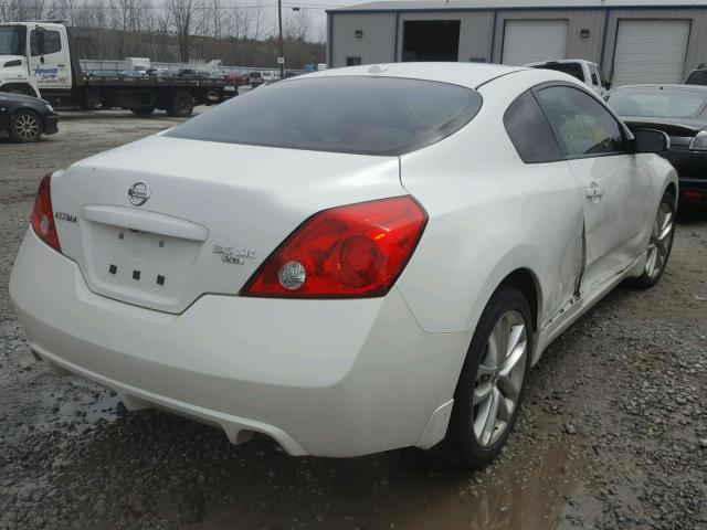 1N4BL2EP2AC110636 - 2010 NISSAN ALTIMA SR WHITE photo 4