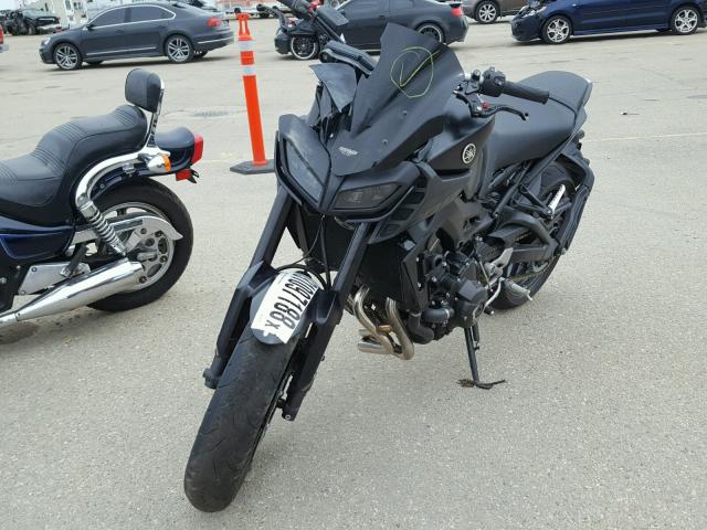 JYARN53E2JA002742 - 2018 YAMAHA FZ09 BLACK photo 2