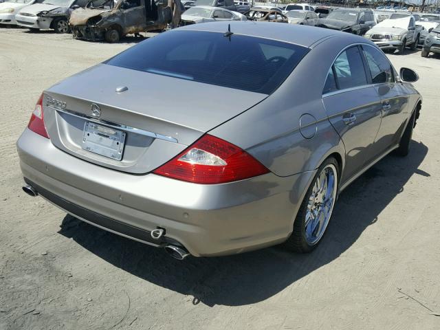 WDDDJ75X66A065070 - 2006 MERCEDES-BENZ CLS 500C GOLD photo 4