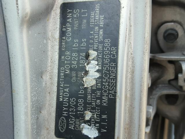 KMHCG45C75U669588 - 2005 HYUNDAI ACCENT GL SILVER photo 10