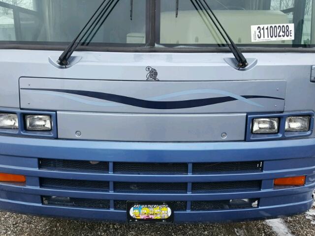 1GBKP37NXP3313402 - 1993 WINNEBAGO CHIEFTAN BLUE photo 7