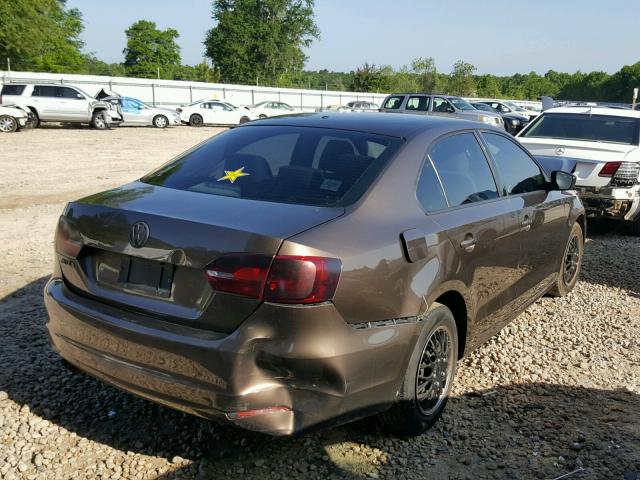 3VW2K7AJ4DM207624 - 2013 VOLKSWAGEN JETTA BASE 棕色 照片 4