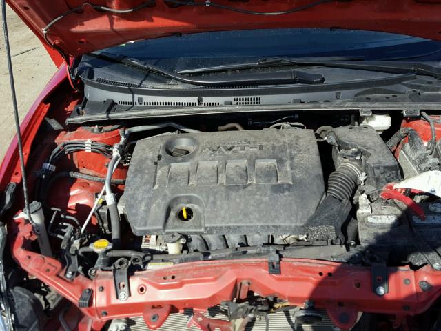 2T1BURHE6FC230853 - 2015 TOYOTA COROLLA LE 红色 照片 7
