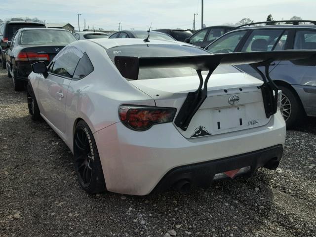 JF1ZNAA11D2728870 - 2013 TOYOTA SCION FR-S თეთრი ფოტო 3