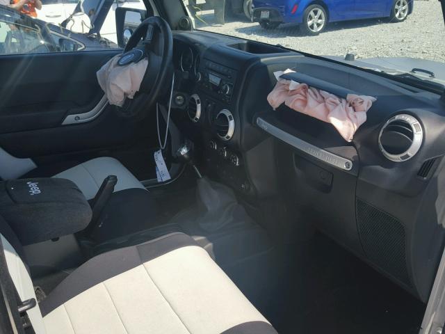 1C4AJWBG5CL134603 - 2012 JEEP WRANGLER S SILVER photo 5