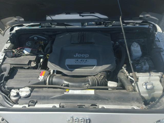 1C4AJWBG5CL134603 - 2012 JEEP WRANGLER S SILVER photo 7