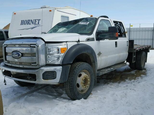 1FD0W5HT7BEC55286 - 2011 FORD F550 SUPER WHITE photo 2