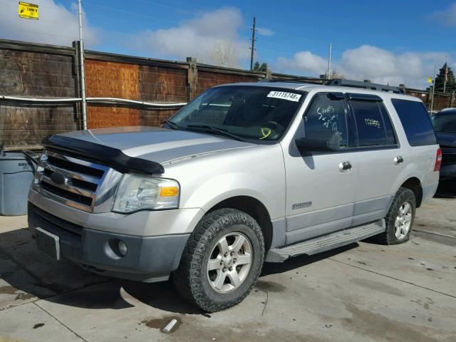 1FMFU16527LA35022 - 2007 FORD EXPEDITION SILVER photo 2