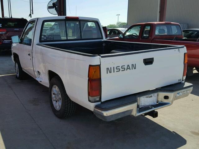 1N6SD11S0VC417866 - 1997 NISSAN TRUCK BASE WHITE photo 3