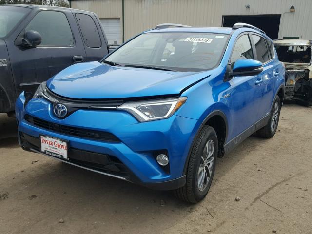 JTMRJREV9JD204822 - 2018 TOYOTA RAV4 HV LE BLUE photo 2