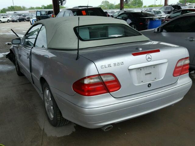 WDBLK65G01T087140 - 2001 MERCEDES-BENZ CLK 320 SILVER photo 3