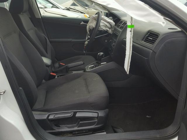 3VW2K7AJ3FM402603 - 2015 VOLKSWAGEN JETTA BASE 白色 照片 5