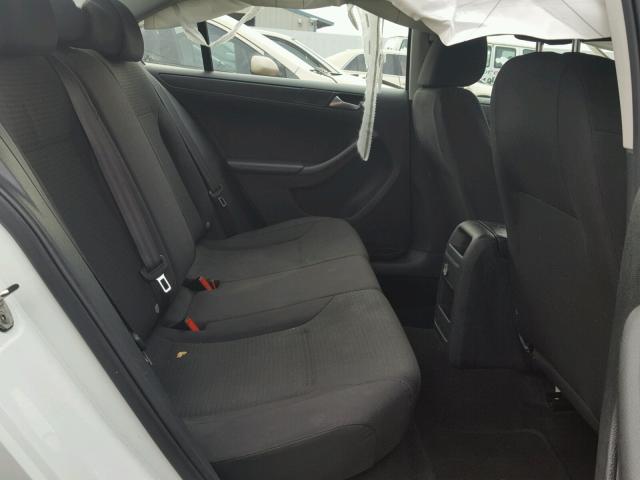 3VW2K7AJ3FM402603 - 2015 VOLKSWAGEN JETTA BASE 白色 照片 6