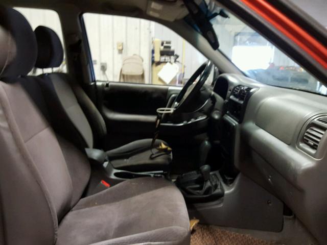 4S6DM58W8Y4420253 - 2000 HONDA PASSPORT E RED photo 5