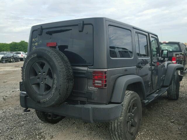 1C4BJWDG0GL167452 - 2016 JEEP WRANGLER U GRAY photo 4