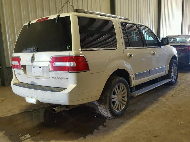 5LMFU28568LJ09494 - 2008 LINCOLN NAVIGATOR 白色 照片 4