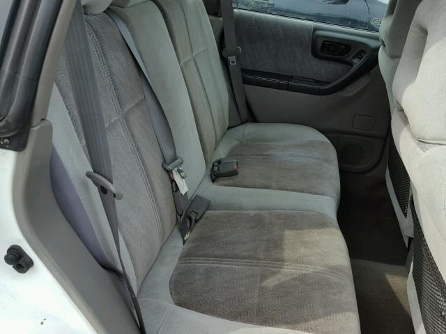 JF1SF65512H722800 - 2002 SUBARU FORESTER S 白色 照片 6