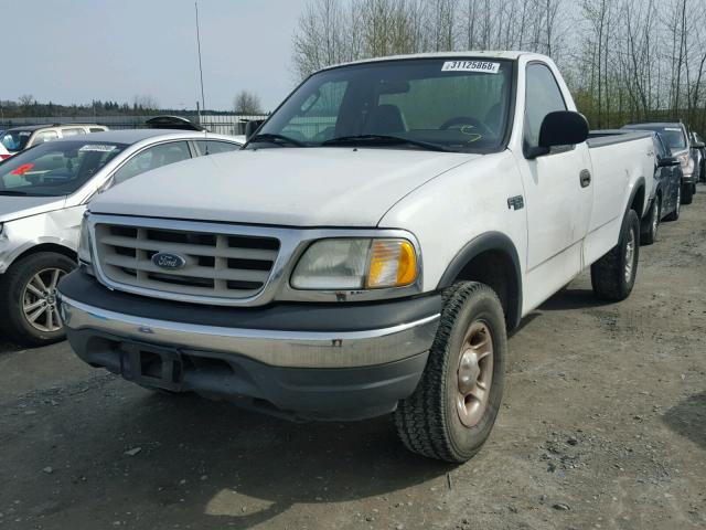 2FTRF18273CA23841 - 2003 FORD F150 WHITE photo 2