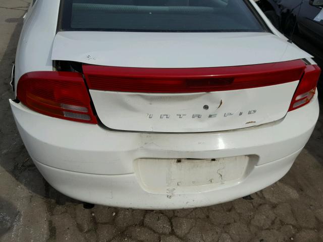 2B3HD46R6XH718941 - 1999 DODGE INTREPID WHITE photo 9