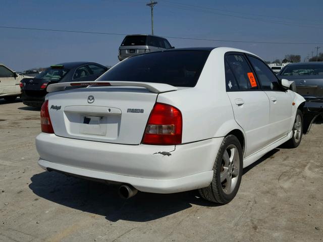 JM1BJ225021623755 - 2002 MAZDA PROTEGE DX WHITE photo 4