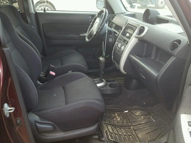 JTLKT324450200943 - 2005 TOYOTA SCION XB მუქწითელი ფოტო 5