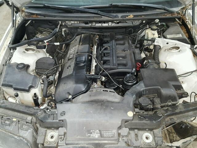 WBAAM3349YFP70714 - 2000 BMW 323 I SILVER photo 7