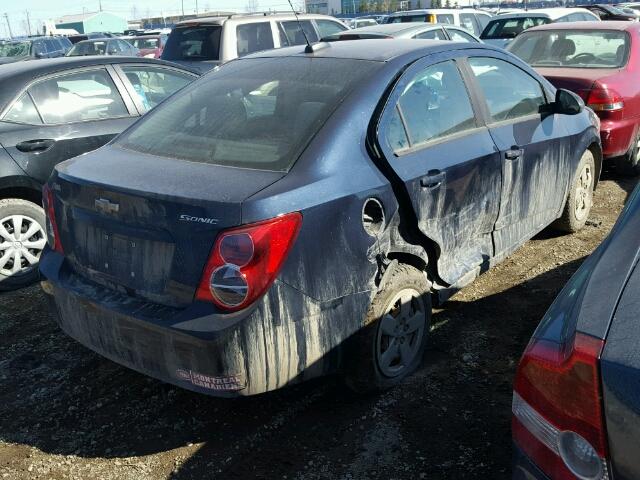 1G1JA5SH7F4123077 - 2015 CHEVROLET SONIC LS 蓝色 照片 4