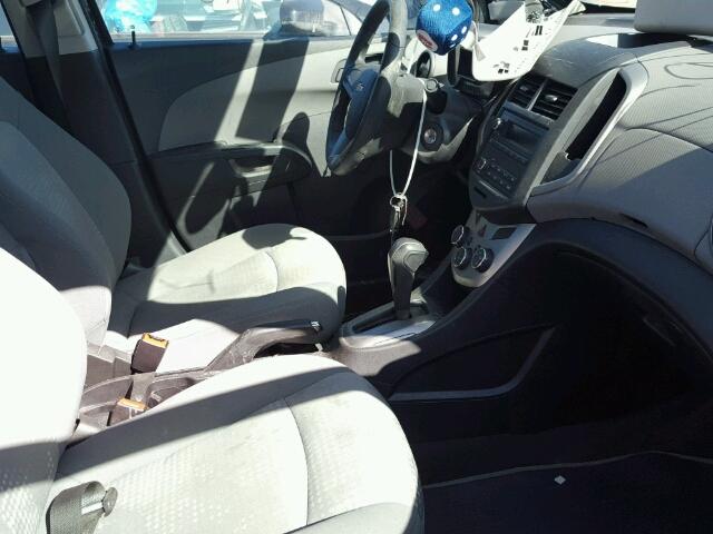 1G1JA5SH7F4123077 - 2015 CHEVROLET SONIC LS 蓝色 照片 5