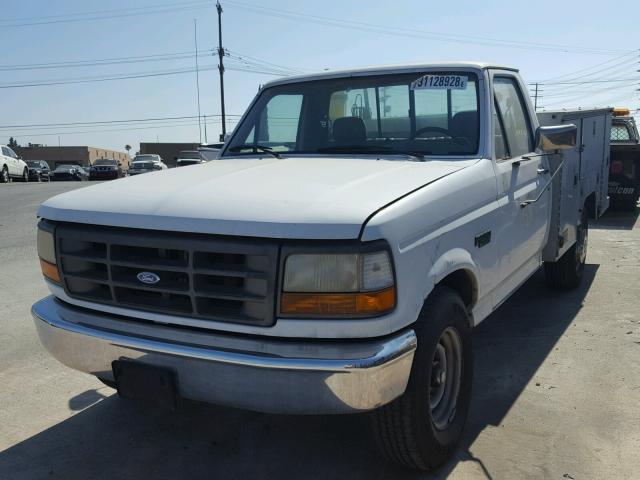 2FTHF25H9SCA11022 - 1995 FORD F250 WHITE photo 2