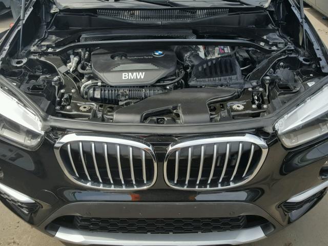 WBXHT3C32H5F70104 - 2017 BMW X1 XDRIVE2 BLACK photo 7